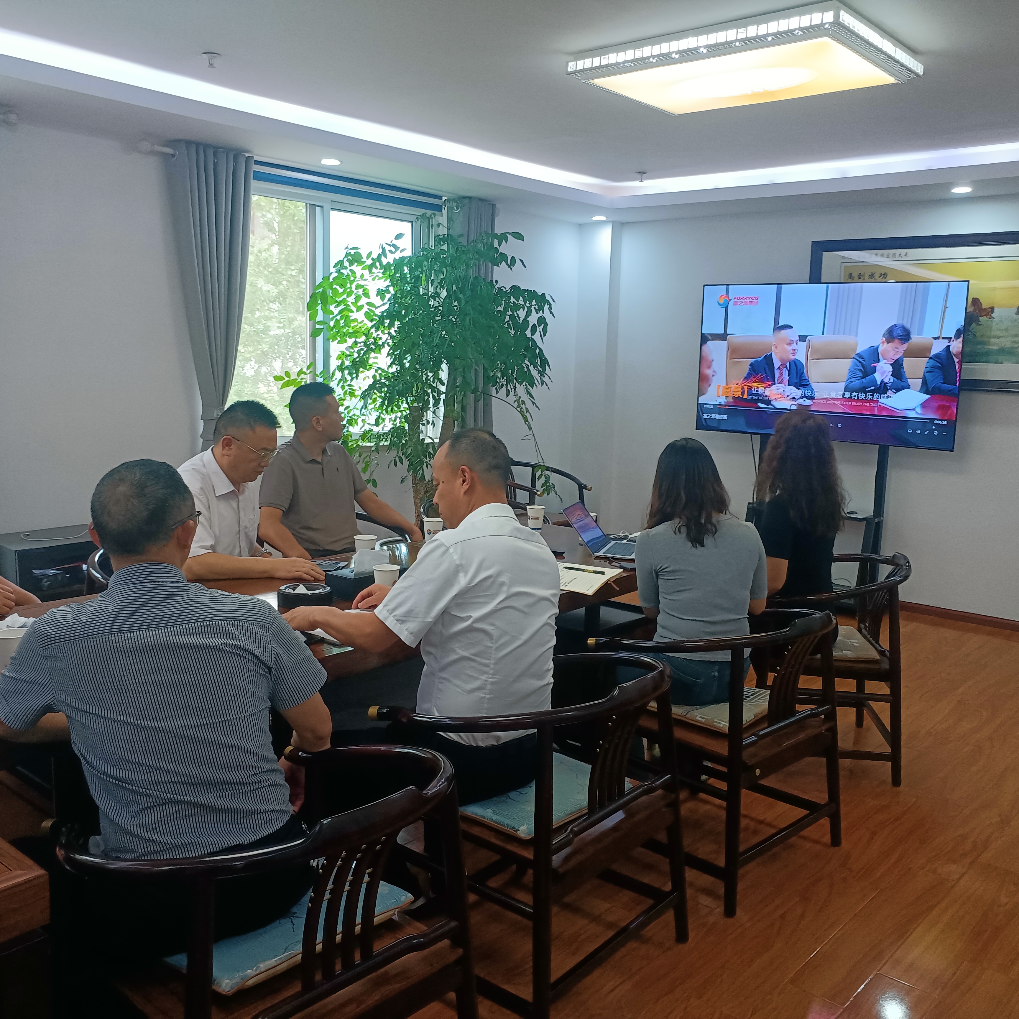 党委副书记、院长刘荣鹏赴贵阳市开展访企拓岗促就业活动